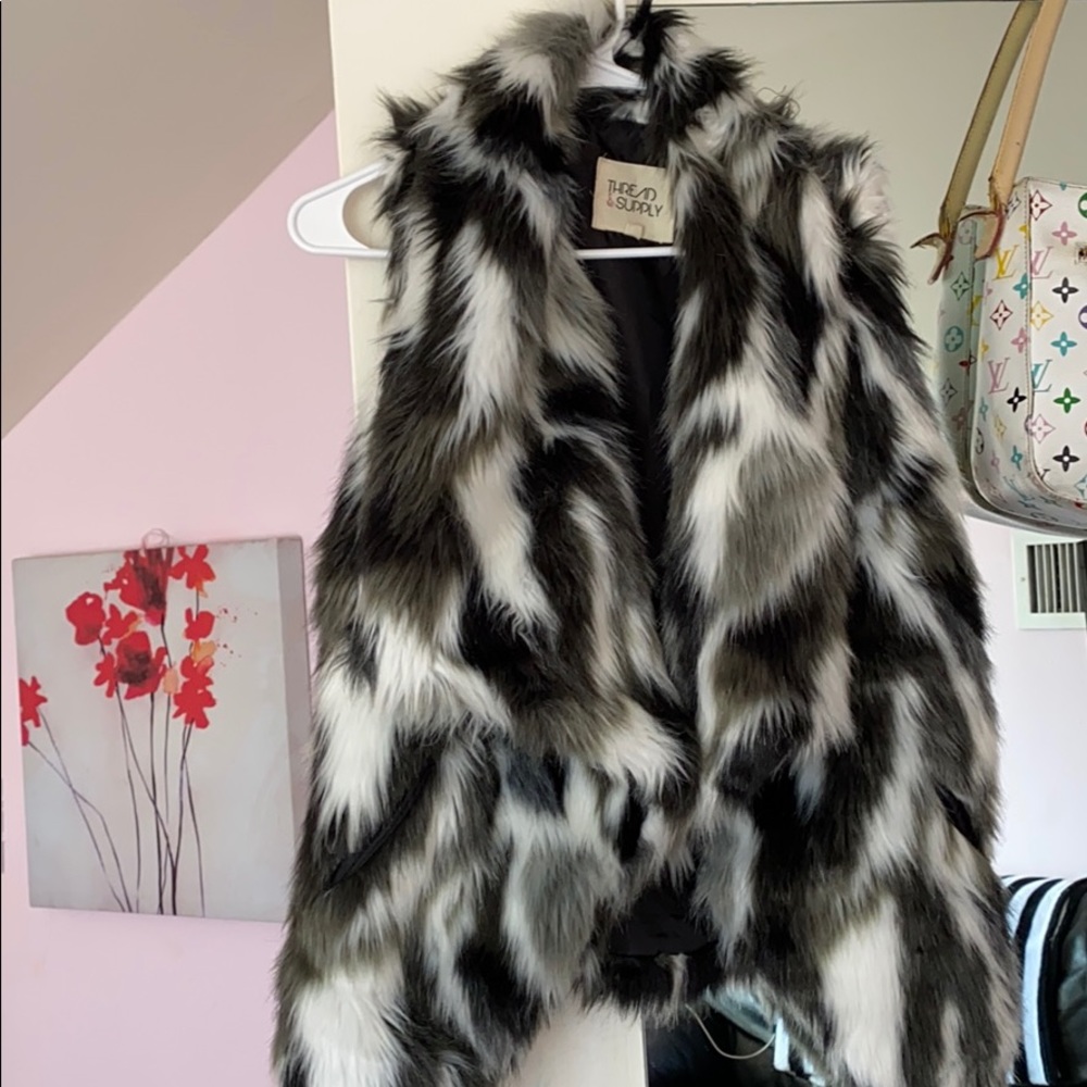 Gorgeous cozy vest